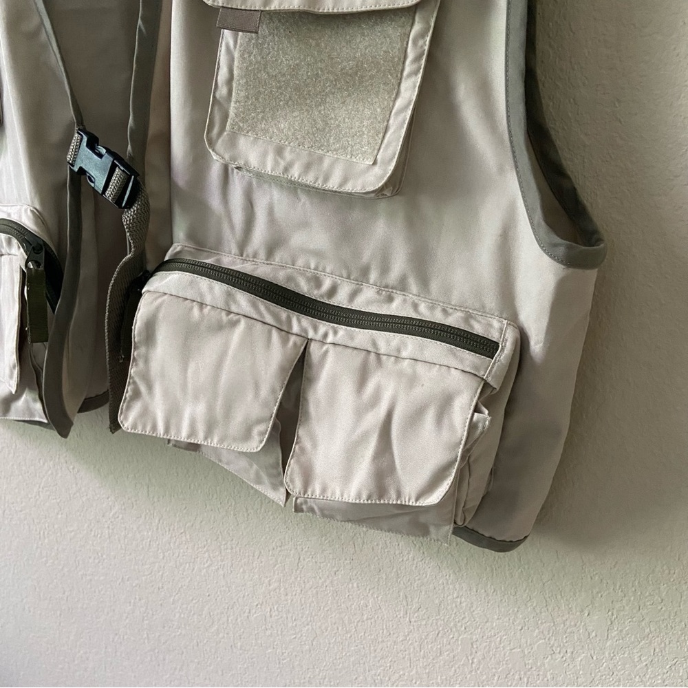 FINAL PRICE:  COPPER  RIVER | Cabela's Tan Fishing Vest Size XL - Picture 6 of 15